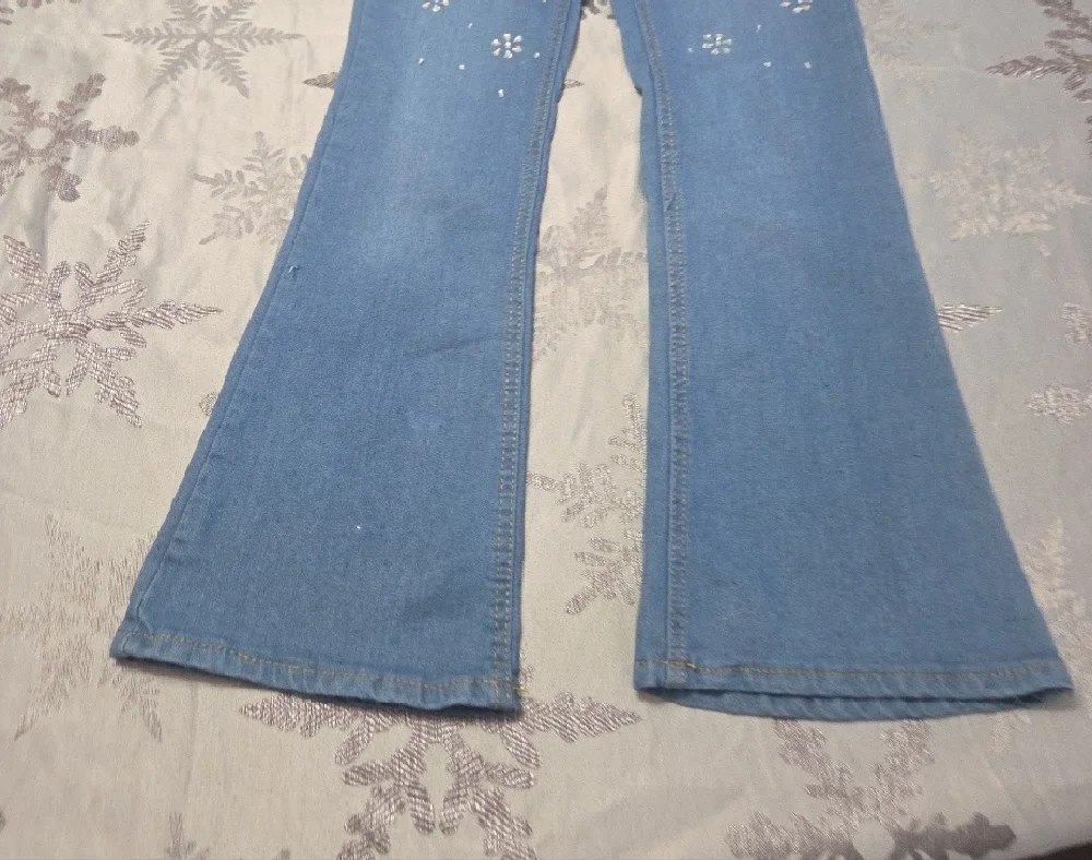 Wallflower Girls's Size 10 Light Blue Floral Flare Jeans - Picture 5 of 11